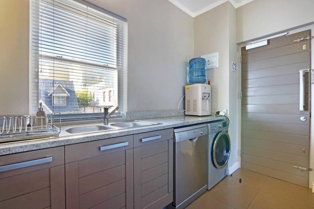 Penguin Haven . Luxury 2 Bedroom, Boulders Beach. Kapstaden Eksteriør billede